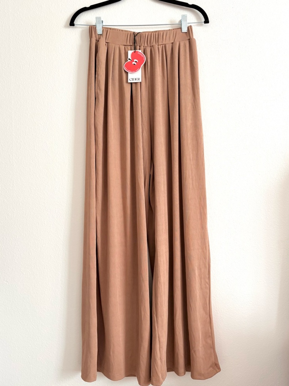 NWT Cider Ribbed Wide Leg Pants - Warm Taupe